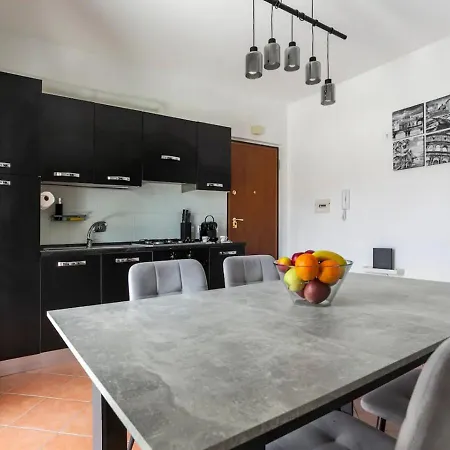 Coastal Serenity - 300mt From The Sea - Netflix Apartment *