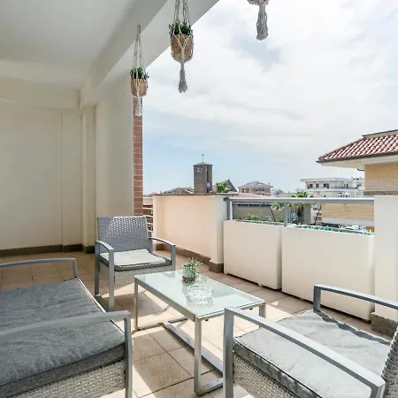 Apartment Coastal Serenity - 300mt From The Sea - Netflix Fiumicino