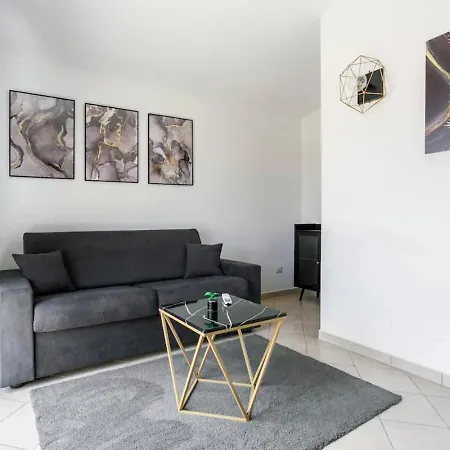 Coastal Serenity - 300mt From The Sea - Netflix Apartment Fiumicino